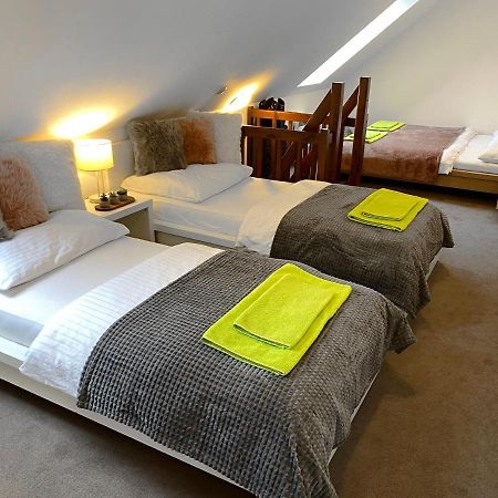 Apartman Tulanie 62 Kamzik Donovaly 2 Izbovy Mezonet Deluxe Parkovanie V Podzemnej Garazi Zdarma מראה חיצוני תמונה
